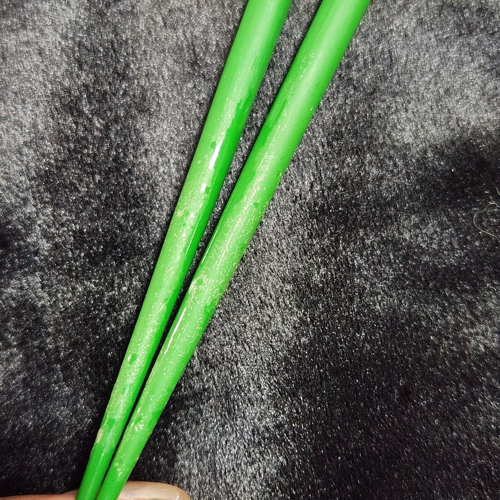 Green Floral Chopsticks - Picture 3 of 4